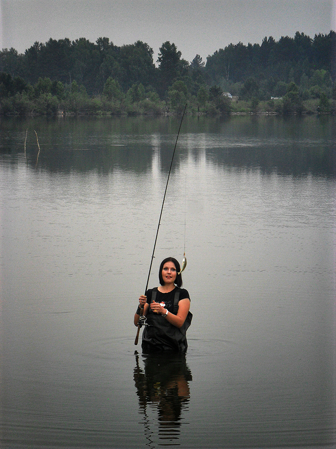 Рыбачки, девушки на рыбалке, фотография