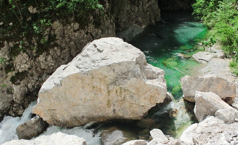 Каньон реки Мртвица в Черногории, фотография