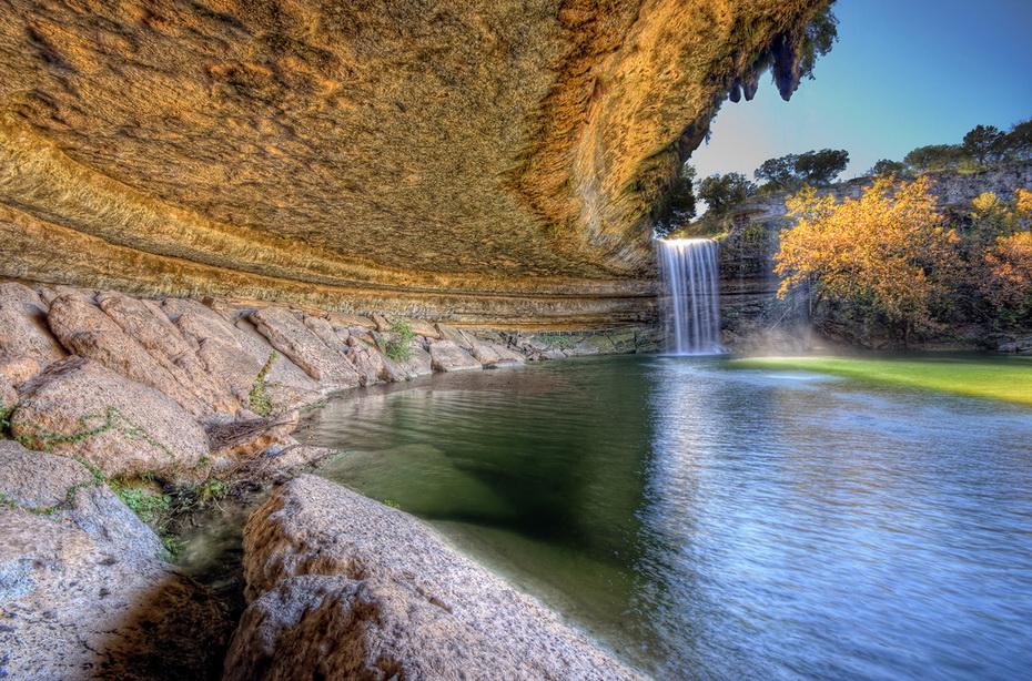 Уникальное озеро в Техасе, фотография