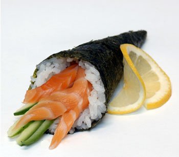 Фотография «Темаки-суши с копченым лососем»